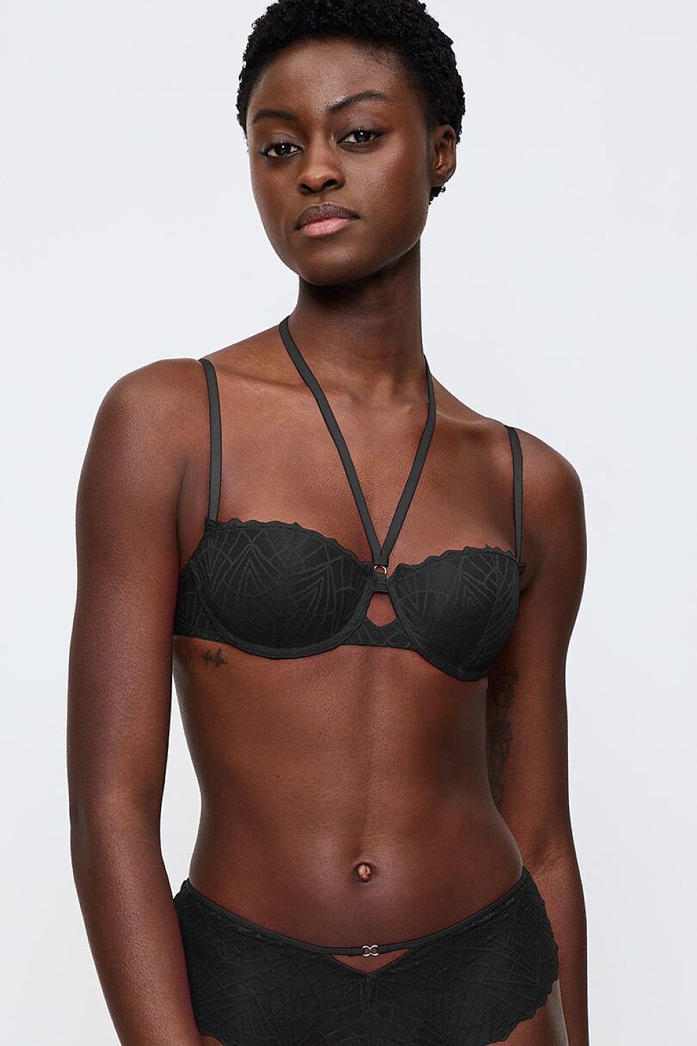 Braceless bra model 229131 Triumph