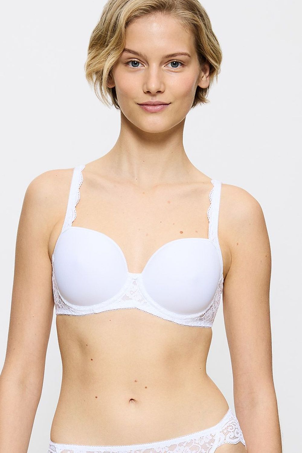 Padded bra model 229871 Triumph