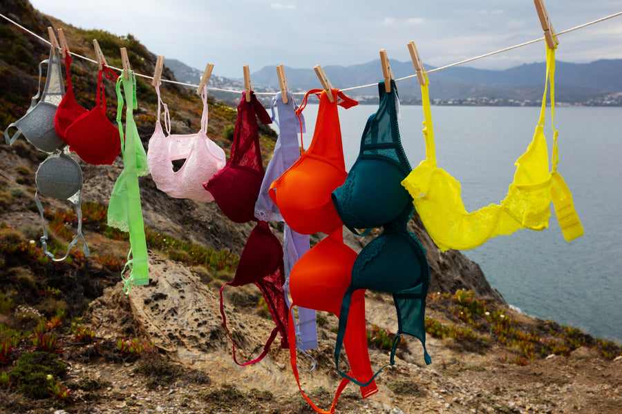 Underwired or Wireless Bra: Which One Is Right for You?