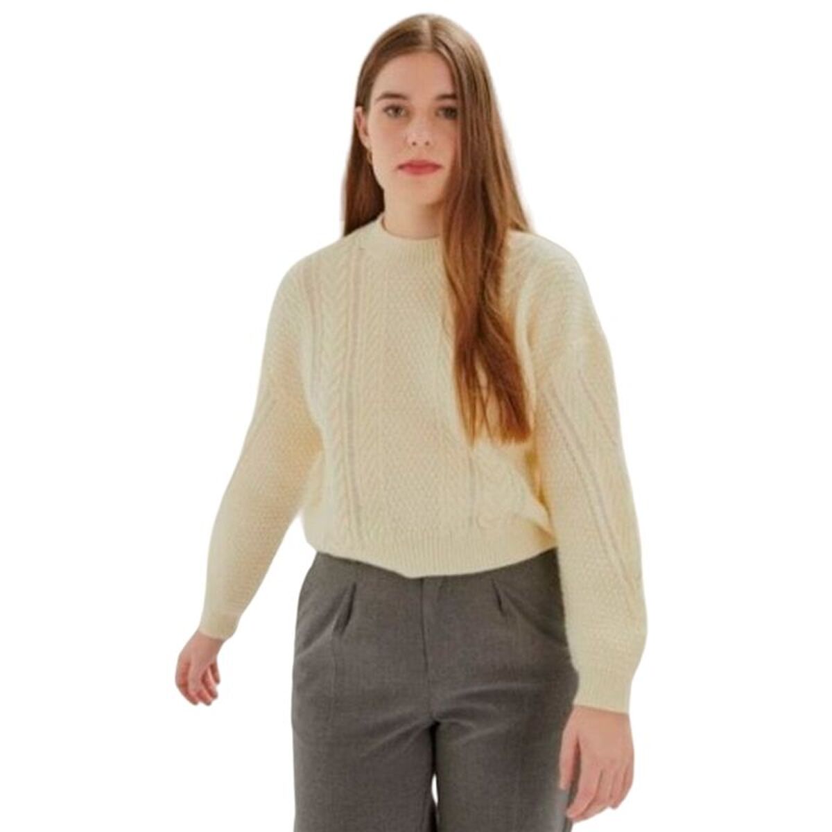 Jumpers, cardigans and sweatshirts